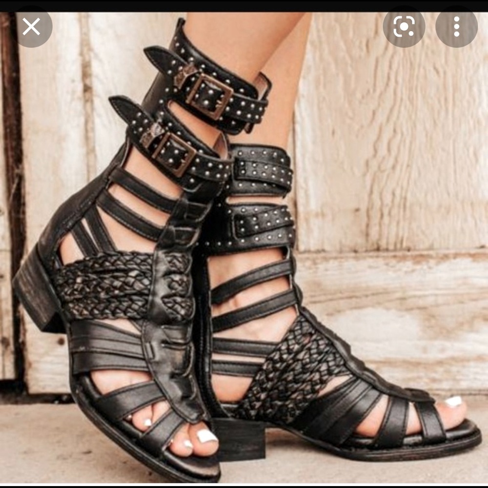 ❗️DISO Freebird Moonflower size 8❗️